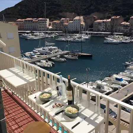 Appartement Duplex Plein Sud Sur Le Port De Bonifacio Bonifacio  Exterior photo